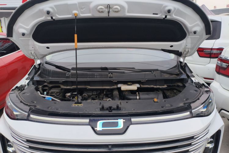 奔腾M9 2023款 2.0T 尊享型局部细节24