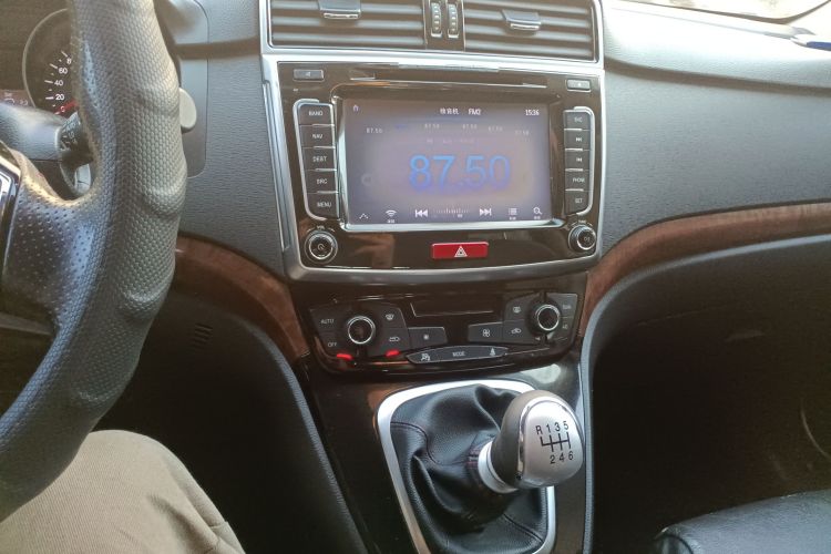 哈弗H6 2014款 运动版 1.5T 手动两驱精英型中控内饰16