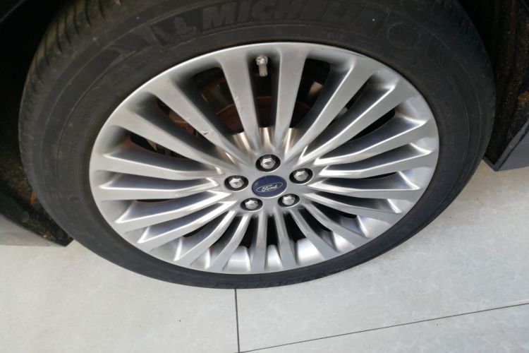 福特 金牛座 2015款 EcoBoost 245 至尊型车身外观6008