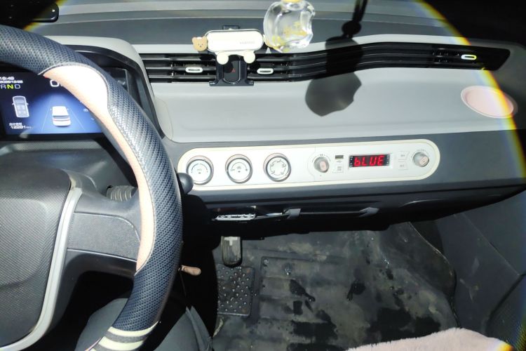 五菱汽车 宏光MINIEV 2022款 马卡龙臻享款 磷酸铁锂中控内饰16