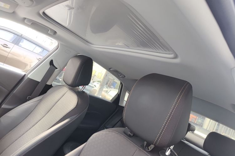 别克 威朗 2023款 Pro 乐享版中控内饰22