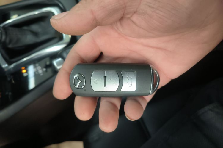 马自达 阿特兹 2014款 2.5L 蓝天尊崇版中控内饰7001