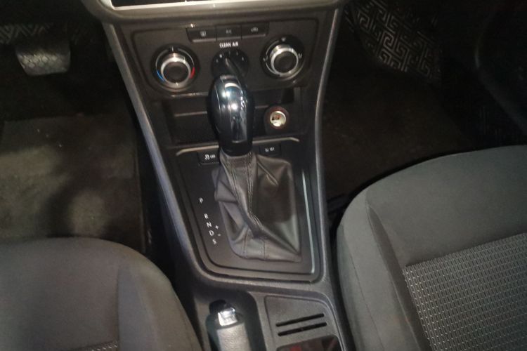 大众 朗逸 2017款 1.6L 自动风尚版局部细节18