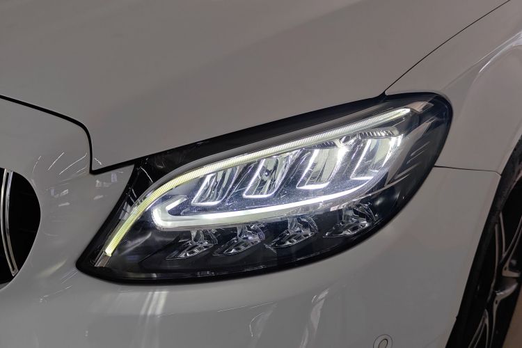 奔驰C级 2020款 C 260 L 运动版局部细节36