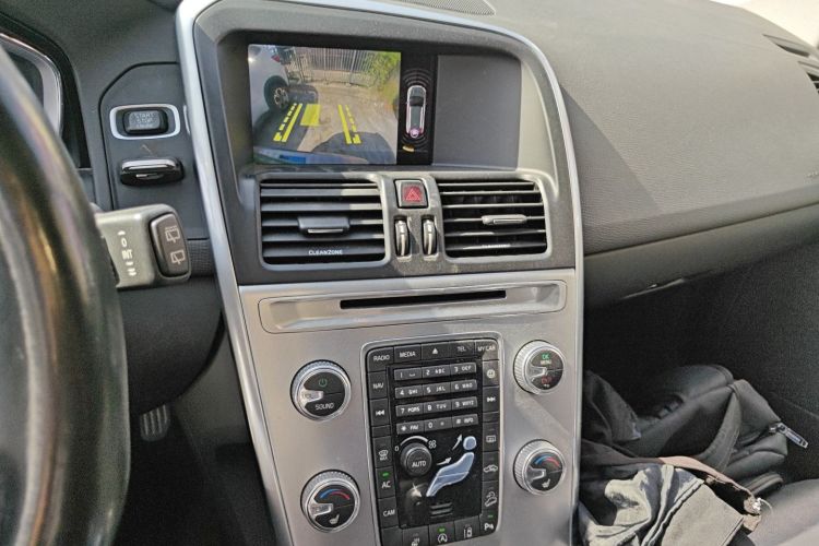 沃尔沃XC60 2017款 T5 AWD 智远升级版中控内饰16