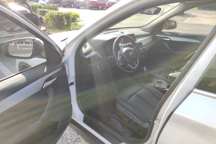 宝马X1 2018款 sDrive18Li 时尚型中控内饰20