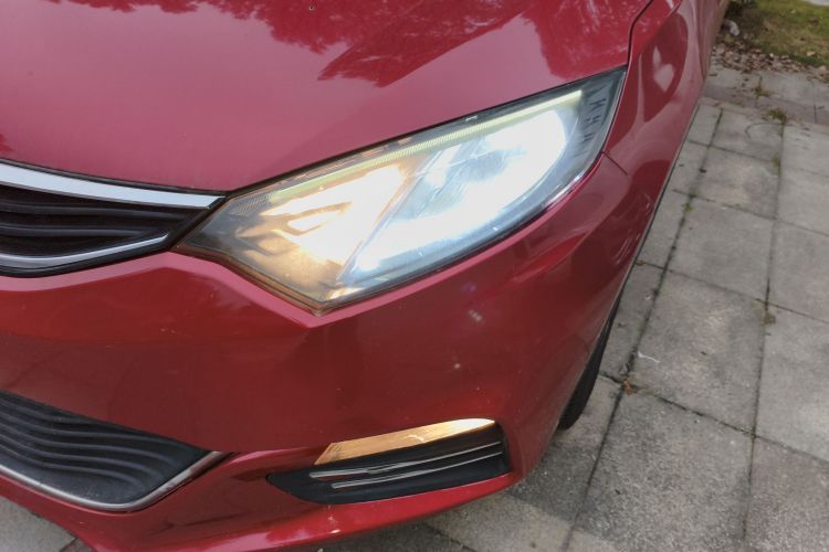 长安 逸动 2013款 1.6L 自动俊酷型 国IV局部细节36