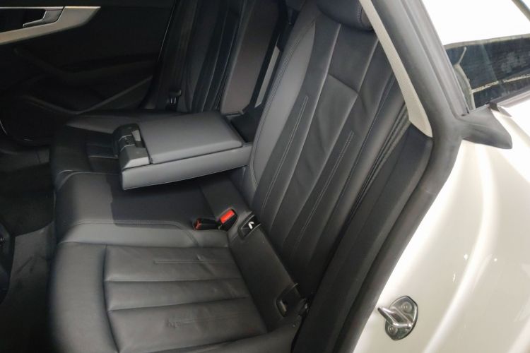 奥迪A5 2019款 Sportback 45 TFSI 时尚型中控内饰7004