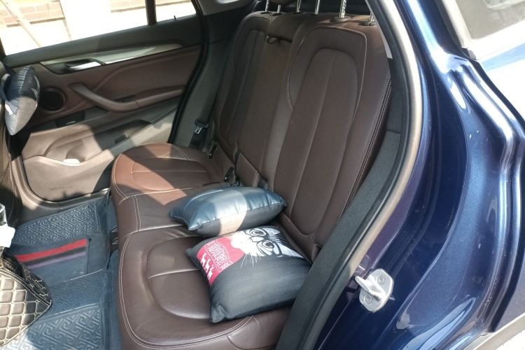 宝马X1 2016款 sDrive18Li 豪华型中控内饰21