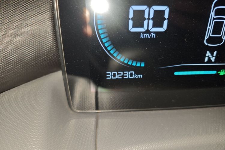 零跑汽车 零跑T03 2021款 400轻享版 磷酸铁锂中控内饰15