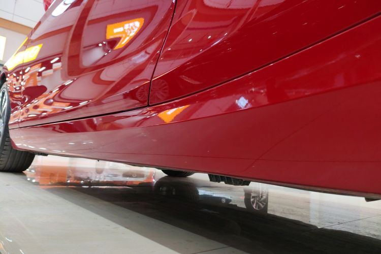 宝马2系(进口) 2019款 225i 敞篷轿跑车 运动设计套装局部细节9002