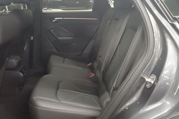 奥迪Q3 Sportback 2023款 改款 40 TFSI 时尚型中控内饰21