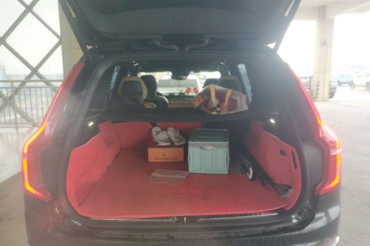 沃尔沃XC90 2019款 T5 智逸版 5座 国VI机舱底盘23