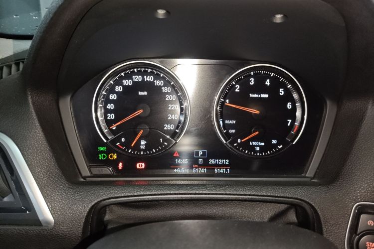 宝马1系(进口) 2018款 118i 运动设计套装局部细节14