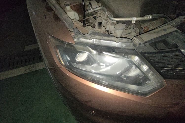 日产 奇骏 2014款 2.5L CVT至尊版 4WD车身外观6006