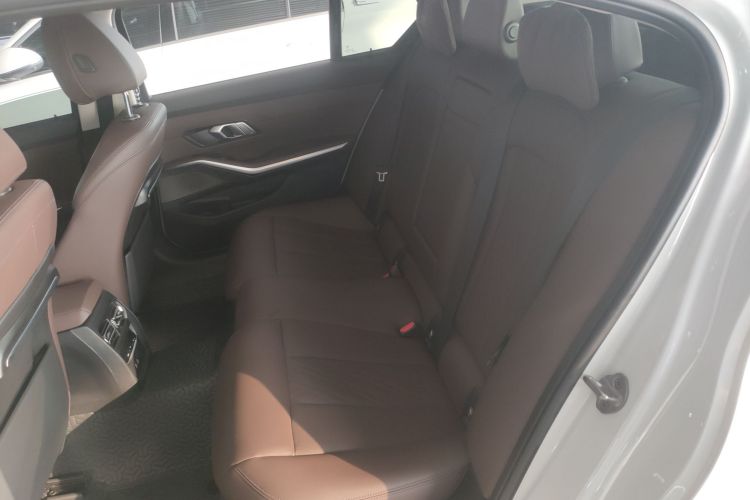 宝马3系 2022款 320Li M运动套装中控内饰21