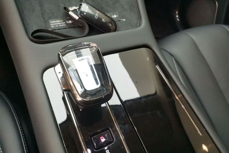 鸿蒙智行 问界M7 2024款 1.5T 智驾四驱Max版 5座中控内饰18