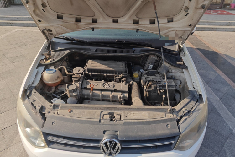 大众 Polo 2011款 1.4L 自动致酷版局部细节24