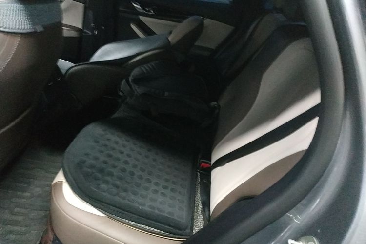 比亚迪 秦PLUS 2024款 荣耀版 DM-i 55KM领先型中控内饰21