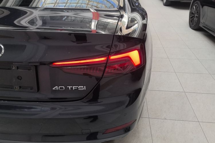 奥迪A5 2017款 Coupe 40 TFSI 时尚型车身外观6001