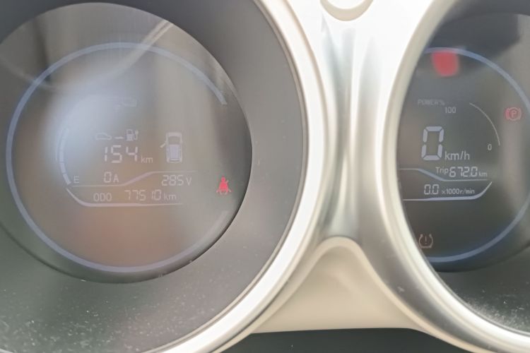 欧拉黑猫 2021款 301km 基础型中控内饰14