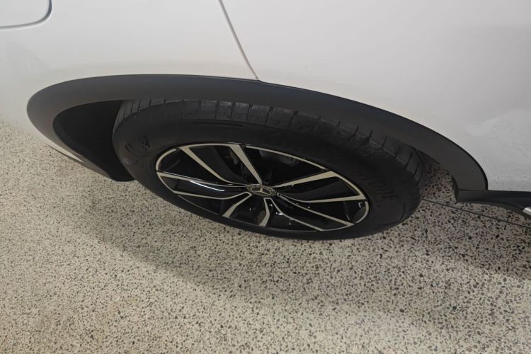 奔驰GLC 2022款 改款二 GLC 260 L 4MATIC 豪华型车身外观6008