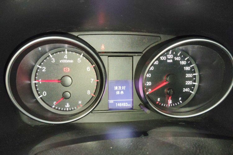 哈弗H6 2014款 运动版 1.5T 手动两驱精英型中控内饰14