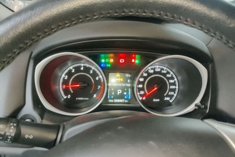 三菱 劲炫ASX 2018款 2.0L CVT两驱尊享版局部细节14