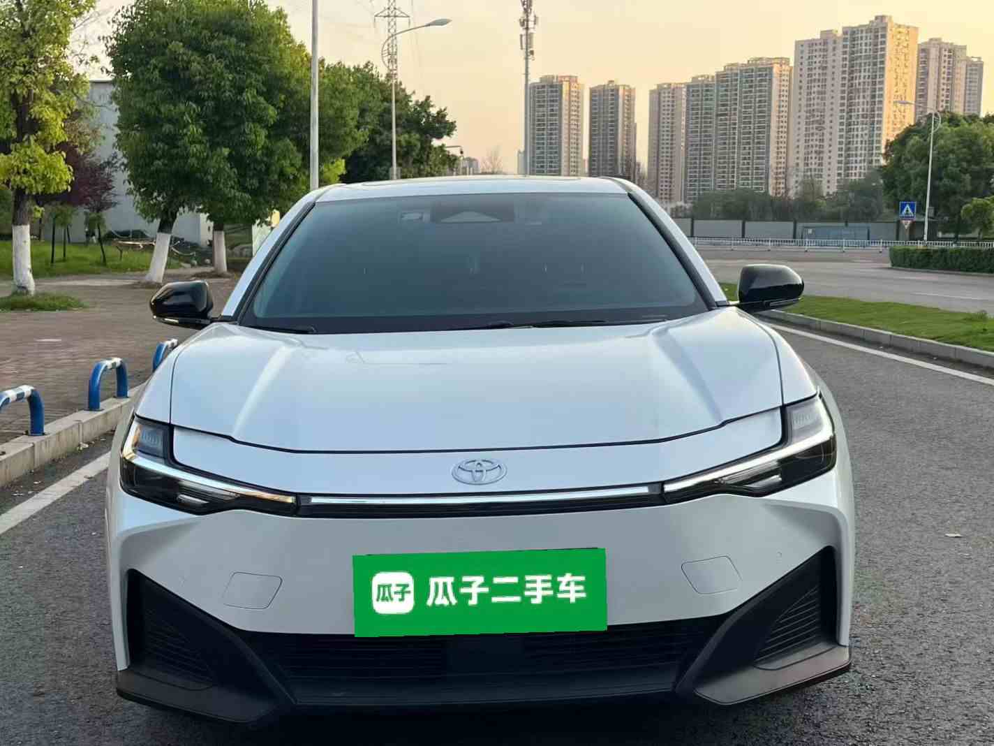 丰田bZ3 2024款 517km 精英 PRO(1)