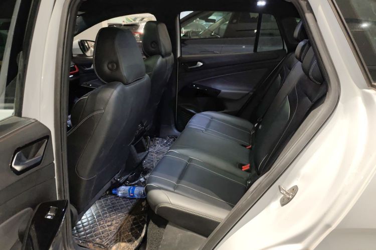 大众 ID.4 X 2021款 Pure+ 纯净长续航版中控内饰21