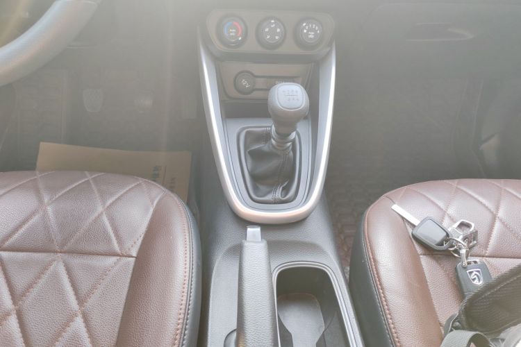 宝骏510 2021款 1.5L 手动劲享型局部细节18