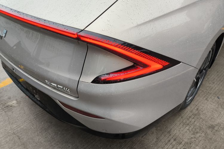 五菱汽车 五菱星光 2024款 共创版 510 进阶型车身外观9