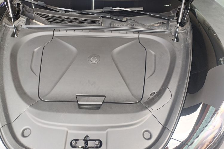 腾势Z9GT 2024款 630四驱Max版局部细节24