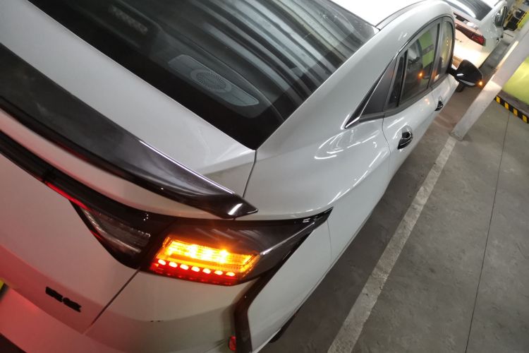 东风风神 奕炫 2024款 1.5L 自动劲速版车身外观7