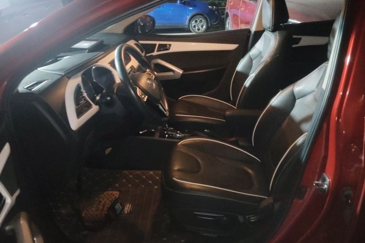 江汽集团 瑞风S2 2015款 1.5L CVT豪华智能型中控内饰19