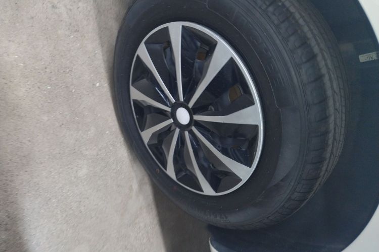 大众 桑塔纳 2021款 1.5L 自动风尚版车身外观6008