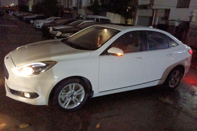 福特 福睿斯 2019款 改款 1.5L 自动悦享型 国VI车身外观6003