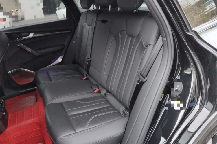 奥迪Q5L 2023款 40T 豪华动感型中控内饰21