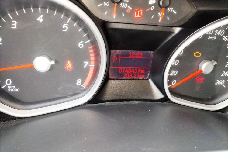 福特 致胜 2013款 2.3L 时尚型中控内饰15