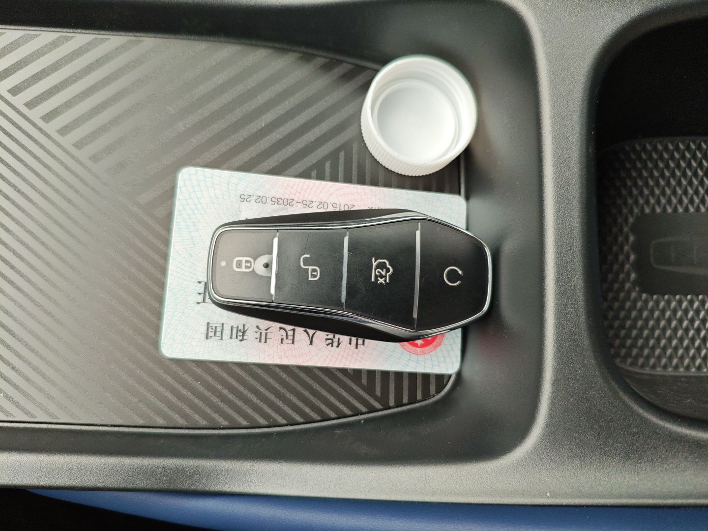 比亚迪 海鸥 2025款 305km 活力版