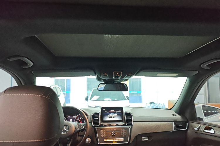 奔驰GLE 2017款 GLE 400 4MATIC局部细节22