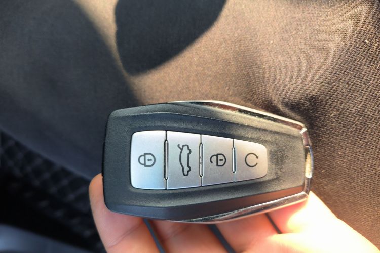 吉利汽车 星瑞 2025款 东方曜 1.5TD 扶摇版中控内饰11