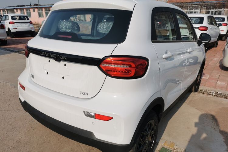 零跑汽车 零跑T03 2025款 310舒享版车身外观6005