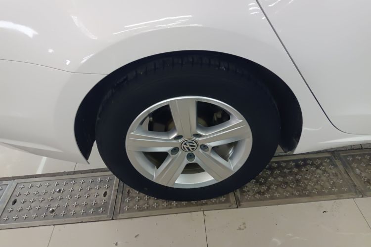 大众 凌渡 2015款 230TSI DSG风尚版车身外观6008