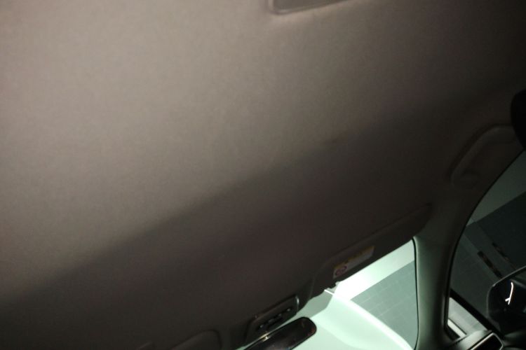 丰田 雷凌 2023款 TNGA 1.5L CVT进取版局部细节22