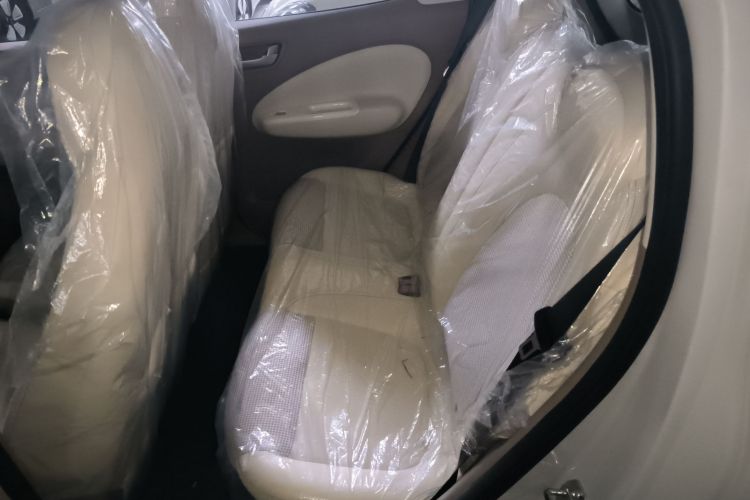 五菱汽车 宏光MINIEV 2025款 四门版 进阶款中控内饰21