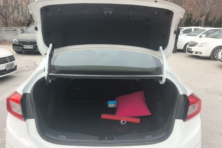 雪佛兰 科鲁兹 2018款 320 自动先锋天窗版局部细节23