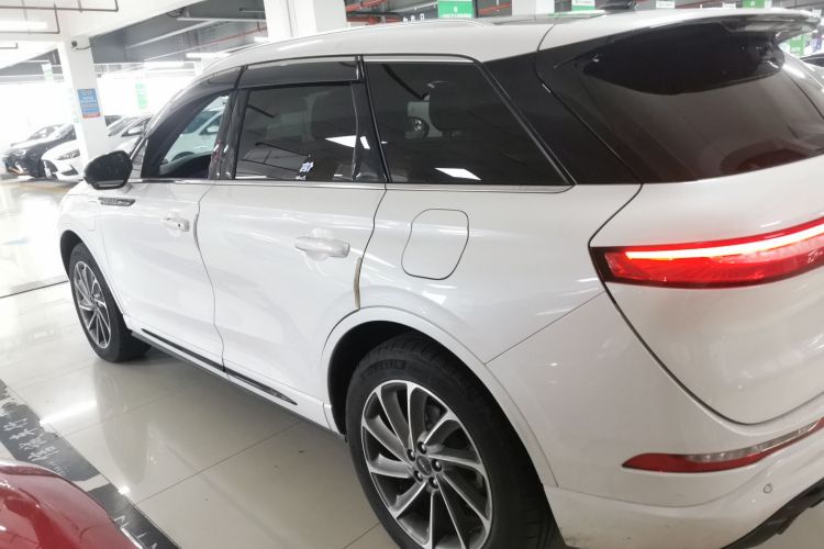 林肯 冒险家新能源 2021款 PHEV 四驱e享版车身外观4