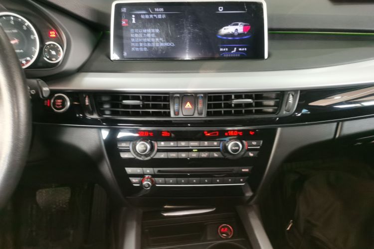 宝马X5（平行进口） 中控内饰16