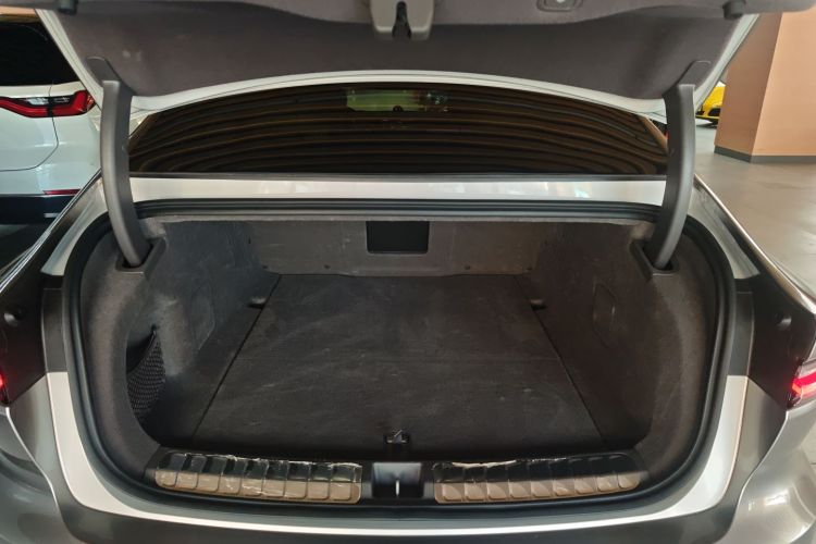 蔚来ET7 2024款 100kWh 行政版机舱底盘23